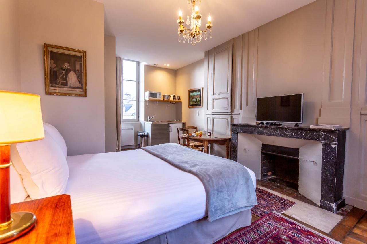 La Maison D'Aristide - Les Univers De Panette - Jacques Coeur Bourges Bagian luar foto