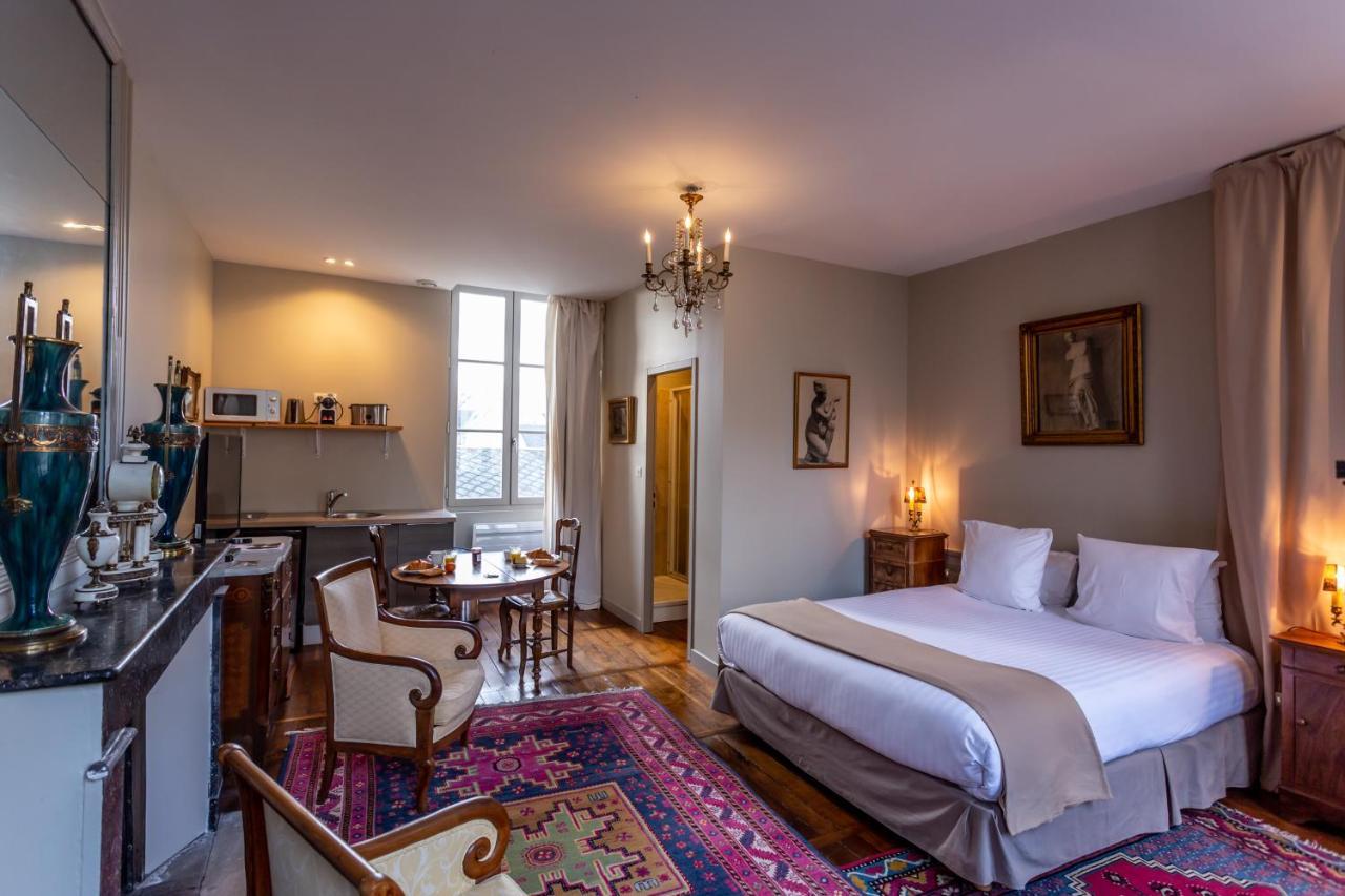 La Maison D'Aristide - Les Univers De Panette - Jacques Coeur Bourges Bagian luar foto