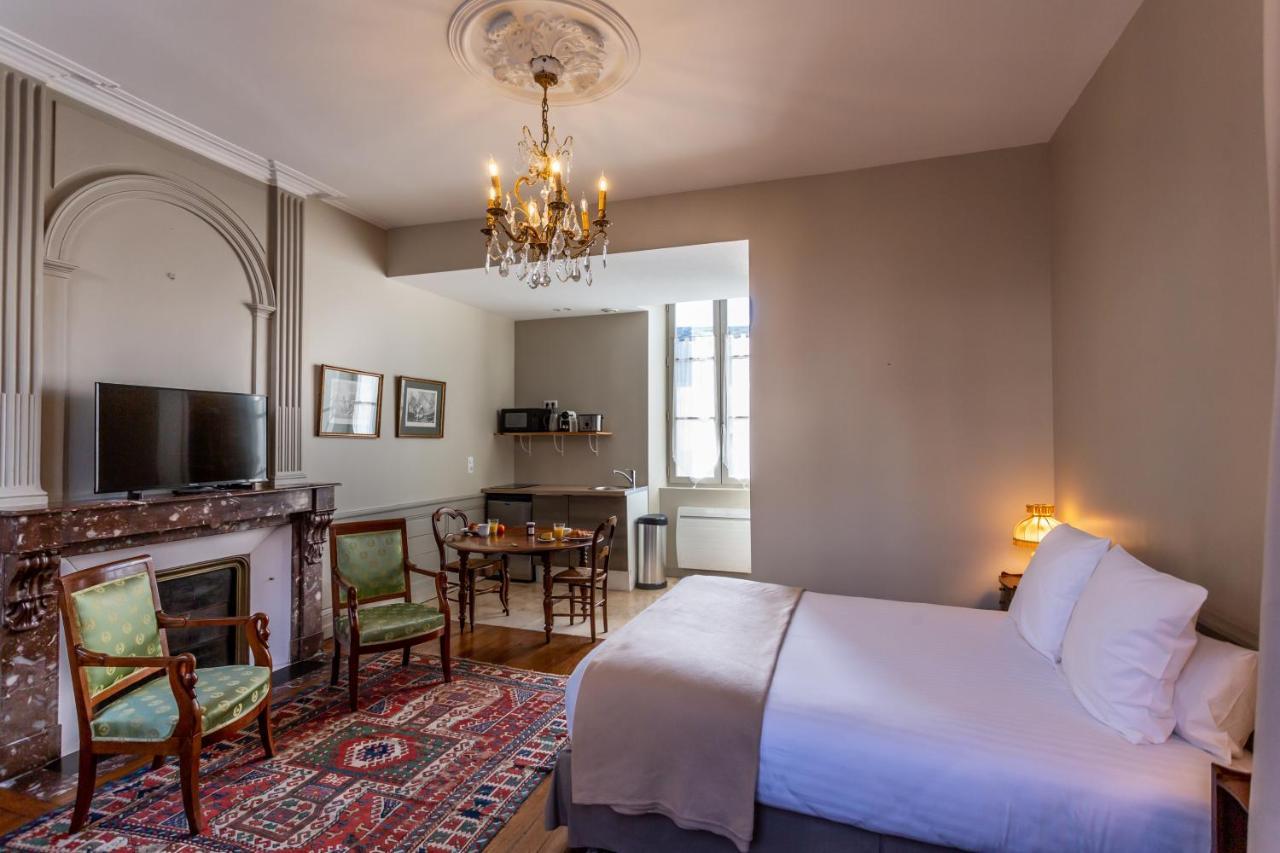 La Maison D'Aristide - Les Univers De Panette - Jacques Coeur Bourges Bagian luar foto